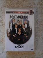 Den tatuerade &auml;nkan (4990)