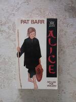 Alice : mellan tv&aring; v&auml;rldar