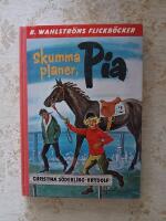 Skumma planer, Pia! (1203)