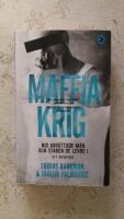 Maffiakrig : nio avr&auml;ttade m&auml;n och staden de levde i