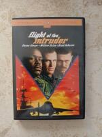 Flight of the intruder (4352)