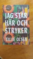 Jag st&aring;r h&auml;r och stryker