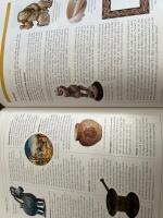 The illustrated dictionary of Antiques & Collectibles