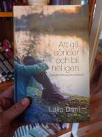 Att g&aring; s&ouml;nder och bli hel igen : finns det l&auml;kning efter otroheten?