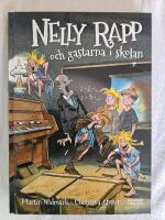 Nelly Rapp och gastarna i skolan