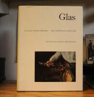 Glas