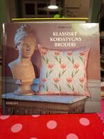Klassiskt korsstygnsbroderi