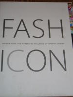 Fashion icon : the power and influence of graphic design