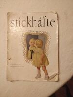 Stickh&auml;fte Babymodeller fr&aring;n Perssons garn