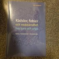 R&auml;dslor, fobier och nedst&auml;mdhet hos barn och unga : fakta, bem&ouml;tande, behandling
