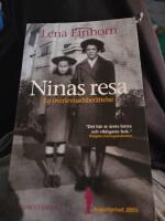 Ninas resa : en &ouml;verlevnadsber&auml;ttelse
