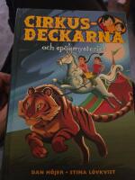 Cirkusdeckarna och sp&ouml;kmysteriet