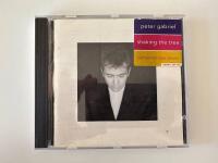 Shaking The Tree: Sixteen Golden Greats