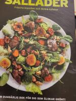 Sallader : fr&auml;scha klassiker och l&auml;ckra nyheter