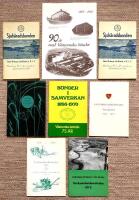 Historik &ouml;ver V&auml;sterg&ouml;tlands distrikt av Svenska Lantarbetaref&ouml;rbundet. 25 &aring;r, 1932-1957. [Lantarbetarr&ouml;relsen i V&auml;sterg&ouml;tland 1932-1957]. +  V&auml;stsvenska Mejeriernas Centralf&ouml;rbund 25 &aring;r. + B&ouml;nder i samverkan 1895-1970. V&auml;stsvenska lantm&auml;n 75 &aring;r. + Sjuh&auml;radsbonden. S&ouml;dra &Auml;lvsborgs L&auml;nsf&ouml;rbund av R.L.F. Ber&auml;ttelse &ouml;ver R.L.F:s verksamhet inom Sjuh&auml;radsbygden f&ouml;r &aring;r 1941 (2 ex. av f&ouml;rsta &aring;rsskriften). + S&ouml;dra &Auml;lvsborgs L&auml;nsf&ouml;rbund av R.L.F. Verksamhetsber&auml;ttelse f&ouml;r &aring;r 1966. 1941-1966. + Lantbrukarnas l&auml;nsf&ouml;rbund i s&ouml;dra &Auml;lvsborg. Verksamhetsber&auml;ttelse f&ouml;r &aring;r 1975. + 90 &aring;r med V&auml;stsvenska b&ouml;nder. 1895-1985 