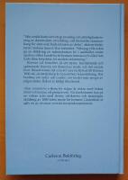 Kvinnor och krinoliner : en mode- och sedeskildring fr&aring;n krinolinmodets tid