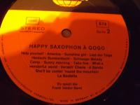 HAPPY SAXOPHON A  GOGO