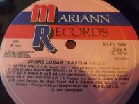 V&Auml;XELN HALL&Aring;