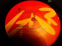 I LOVE THE LOOK IN YOUR