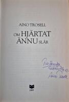 Om hj&auml;rtat &auml;nnu sl&aring;r (Signerad) 