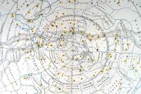 DEN SYDLIGA STJ&Auml;RNHIMMELN Der s&uuml;dliche gestirnte Himmel 