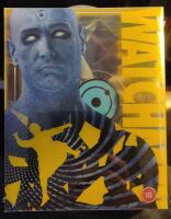 Watchmen Ultimate Cut - Titans of Cult (3-disc Set : 4K Ultra HD Blu-ray + Blu-ray + Steelbook + Dr. Manhattan Pin + 3 Rorschach Test Cards) (OBS Absolut nyskick! Fortfarande inplastad!)