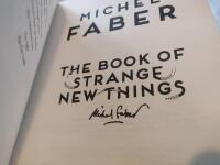 The Book of strange new things (Nr 65 av 250 NUMRERADE och SIGNERADE EXEMPLAR av en s&auml;rskild f&ouml;rsta upplaga - Numbered and Signed Limited Edition)