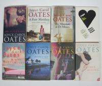 8 st. OATES b&ouml;cker: Broke heart blues + Middle age, a romance + The tattooed girl + Mother, missing + Little bird of heaven + A fair maiden + Rape, a love story + The museum of dr. Moses 