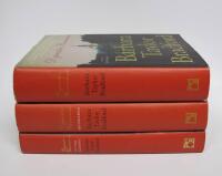 Trilogin DYNASTIN RAVENSCAR: 1. Dynastin Ravenscar + 2. Arvingarna + 3. Att vara Elizabeth