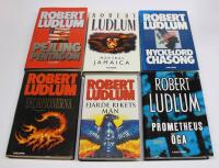 6 st. ROBERT LUDLUM b&ouml;cker: Pejling Pentagon + Maktbas Jamaica + Nyckelord Chasong + Skorpionerna + Fj&auml;rde rikets m&auml;n + Prometheus &ouml;ga