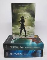 DE UTVALDA trilogin: Bok 1 Tankel&auml;saren + Bok 2 Monstrets dotter + Bok 3 Hemligheternas rike [Tre volymer]