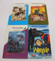 4 st. b&ouml;cker i Pollux PONNY-serie: Ponnyvinter + Ponnysommar + Ponnyh&ouml;st + Ponnyv&aring;r