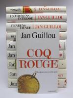 Komplett CARL HAMILTON, COQ ROUGE-svit: 1. Coq Rouge 2. Den demokratiske terroristen OU 3. I nationens intresse OU 4. Fiendens fiende OU 5. Den hederv&auml;rde m&ouml;rdaren OU 6. Vendetta 7. Ingen mans land OU 8. Den enda segern 9. I hennes majest&auml;ts tj&auml;nst OU 10. En medborgare h&ouml;jd &ouml;ver varje misstanke OU  [10 b&ouml;cker]
