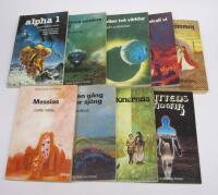 9 st. b&ouml;cker i ALPHA SCIENCE FICTION-SERIEN: F&ouml;r mina synders skull + Mellan tv&aring; v&auml;rldar + En g&aring;ng skall vi alla... + Tidsstr&ouml;mmen + Messias + D&auml;r en g&aring;ng f&aring;glar sj&ouml;ng + Illusionernas stad + Nattens f&aring;ngar + Alpha 1