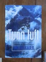 Tunn luft - en insidesskildring av tragedin p&aring; Mount Everest