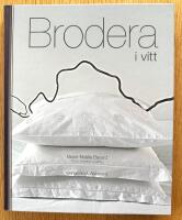 Brodera i vitt