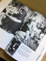 V&auml;rml&auml;nningen : ett lustfyllt spel om s&aring;ng & musik i tre akter