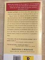 Prat fr&aring;n 9 till 5 : om kvinnors och m&auml;ns samtalsstilar p&aring; jobbet