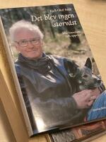 Det blev ingen storv&auml;st : Min barndom och uppv&auml;xt