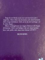 Oskuldens d&ouml;d : "en flickbok"