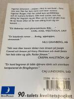 En hund begraven : roman