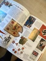 Flaggor : [flaggor och baner i n&auml;rbild - deras historia, vad de betyder och hur de anv&auml;nds]