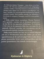 D&ouml;dlig tystnad. En bok om FN:s svek