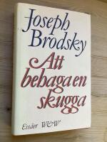 Att behaga en skugga : valda ess&auml;er