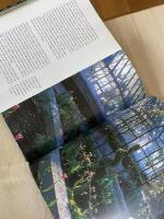 Tr&auml;dg&aring;rdsm&auml;starnas Sofiero : Inspirerande odlingsr&aring;d f&ouml;r stora och sm&aring; tr&auml;dg&aring;rdar