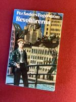 Revolt&ouml;rerna : ynglingar, 1936 : roman