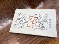 D&ouml;dsmask och lustg&aring;rd