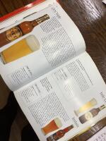 &Ouml;l fr&aring;n hela v&auml;rlden &ouml;ver 350 klassiksa &ouml;lsorter