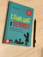 L&auml;slust i hemmet : s&aring; st&ouml;djer du ditt barns skriv- och l&auml;sutveckling