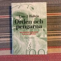 Orden och pengarna : Om kamp och kapitulation inom journalistiken
